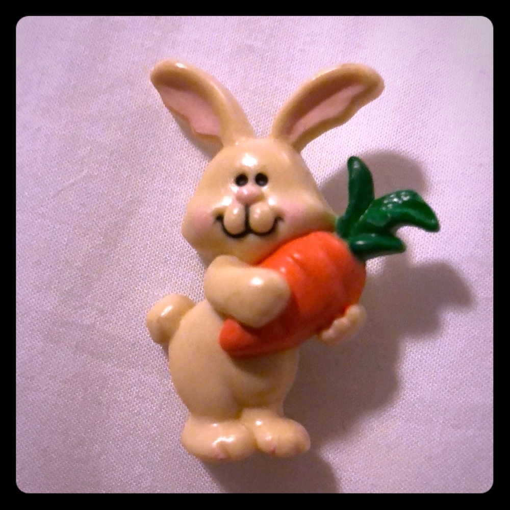 Easter bunny brooch